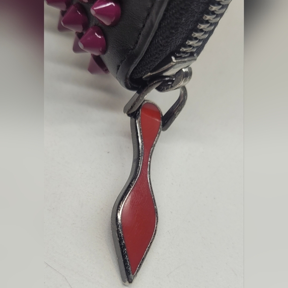 SOLD ❌Christian Louboutin Black Zippy Panettone Wallet - Picture 4 of 11